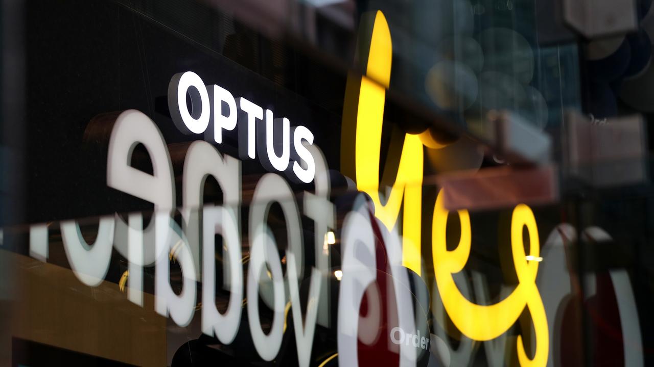 Australian telecommunications provider ‘Optus’ reports outage this morning