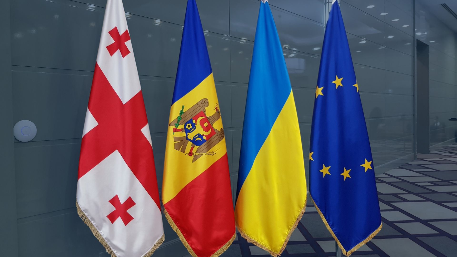 EU Commission Set to Recommend Formal Membership Negotiations for Ukraine and Moldova