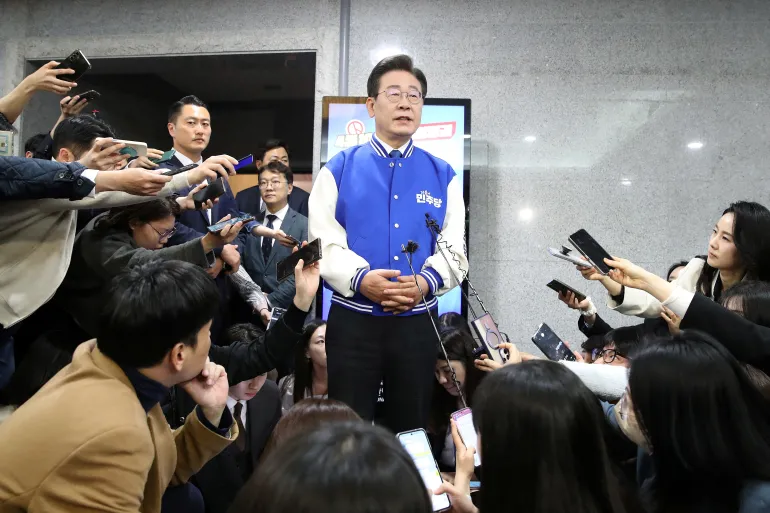 South Korea’s Parliamentary Elections: Opposition Projected to Gain Majority, Dealing Blow to President Yoon Suk-yeol